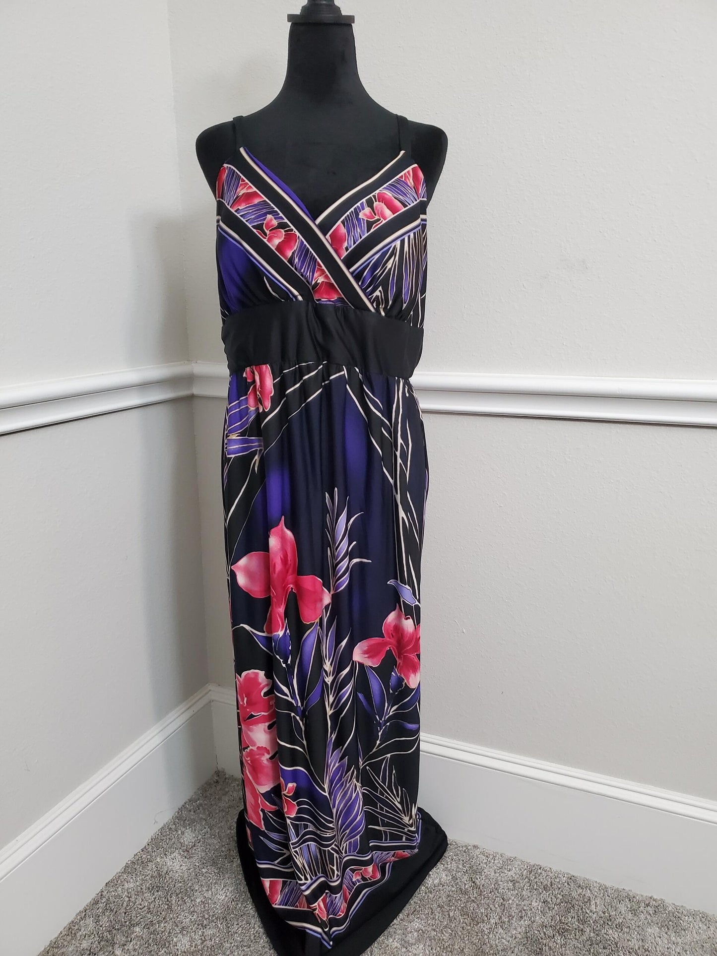 Stunning Black & Purple Floral Maxi Dress - Size 14W-XL